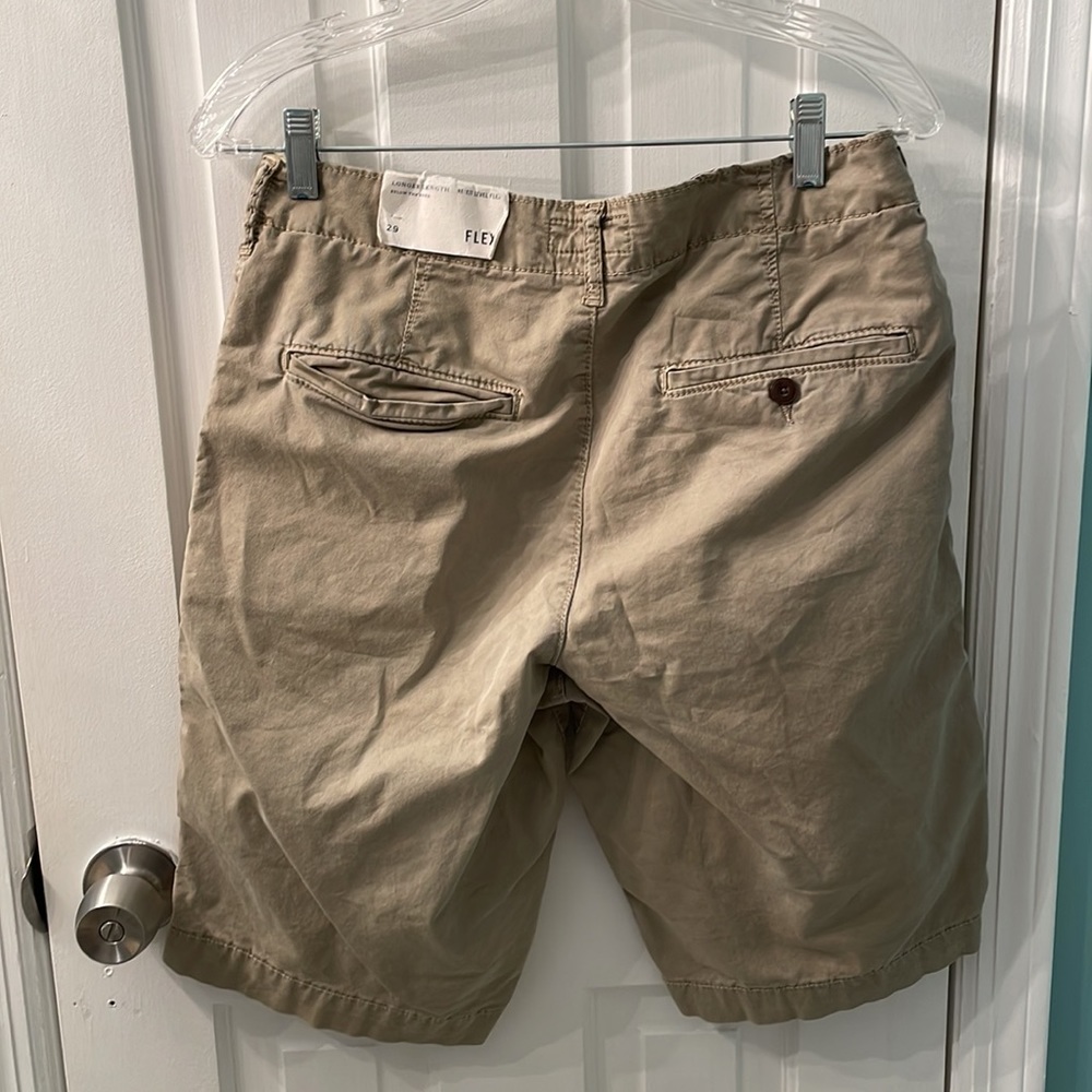 American Eagle outfitters longer length khaki shorts size 29. Never worn. - Picture 3 of 3